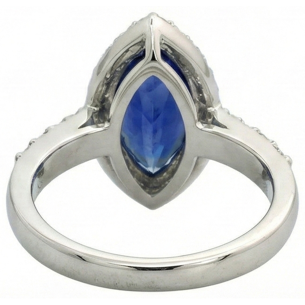 echter marquise saphir 4Karat ring auf Weiß