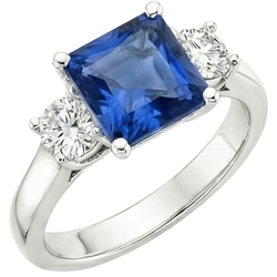 4 Karat blauer Ceylon Saphir & runder Diamant 3 Stein Ring Gold 14K