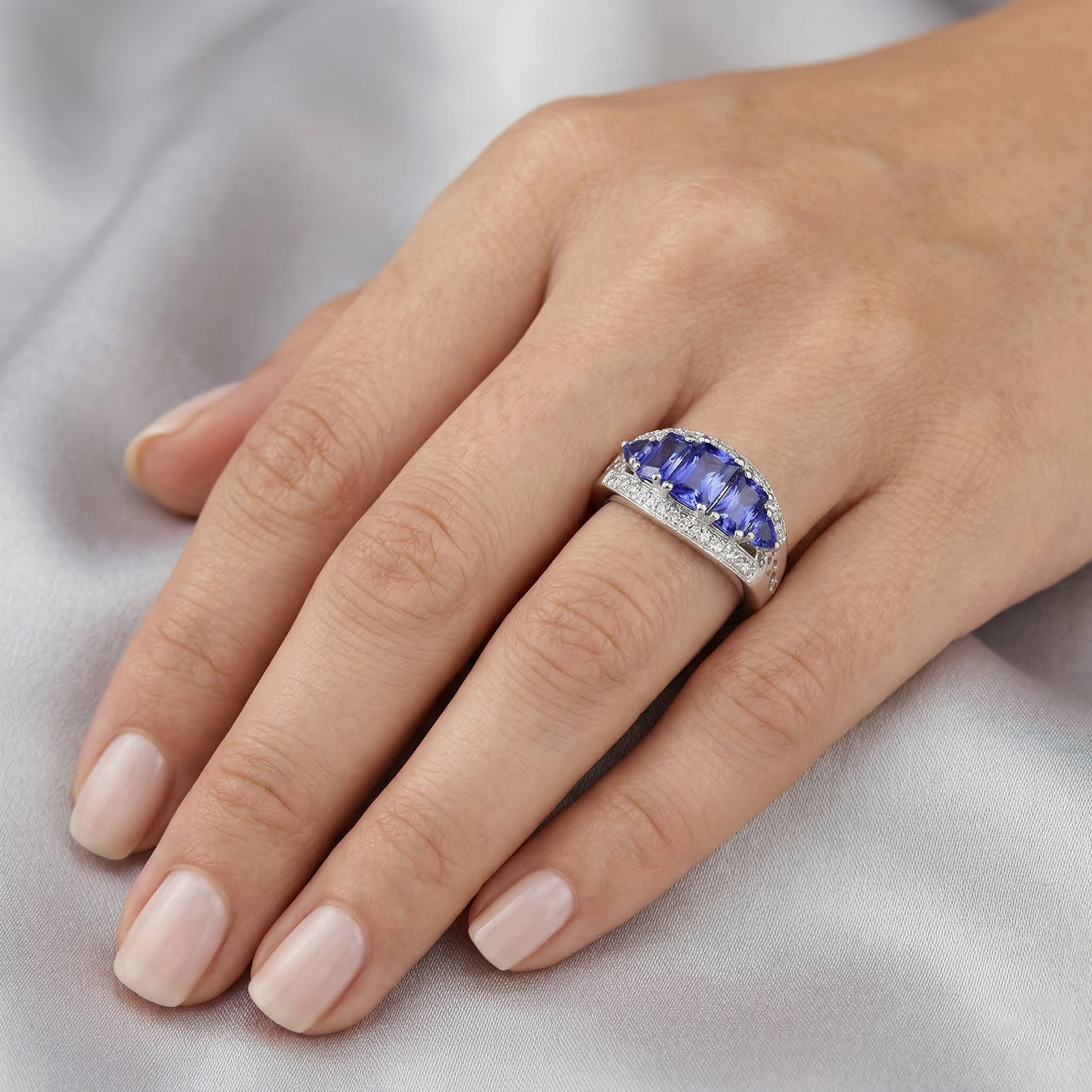 echter round diamant 5.51Karat ring Profilansicht