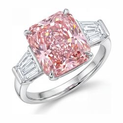 Dreistein-Ring mit rosa Diamant, 6 Karat, im Labor gezüchtet, Radiant-Schliff, Kathedralfassung, 14 Karat Weißgold