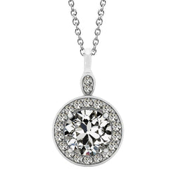 Brillanter Halo – Edler Diamant 3 Karat von HarryChadEnt