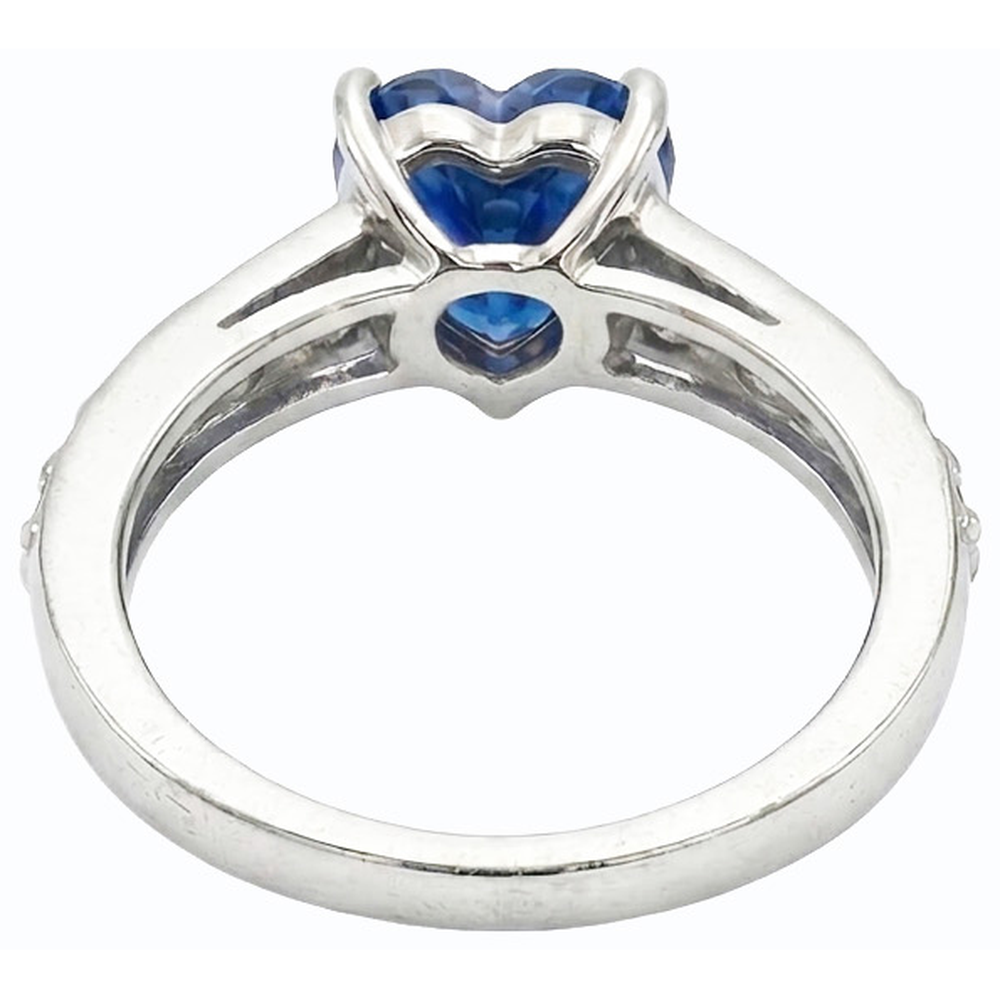 echter oval diamant 3.50Karat ring auf Weiß