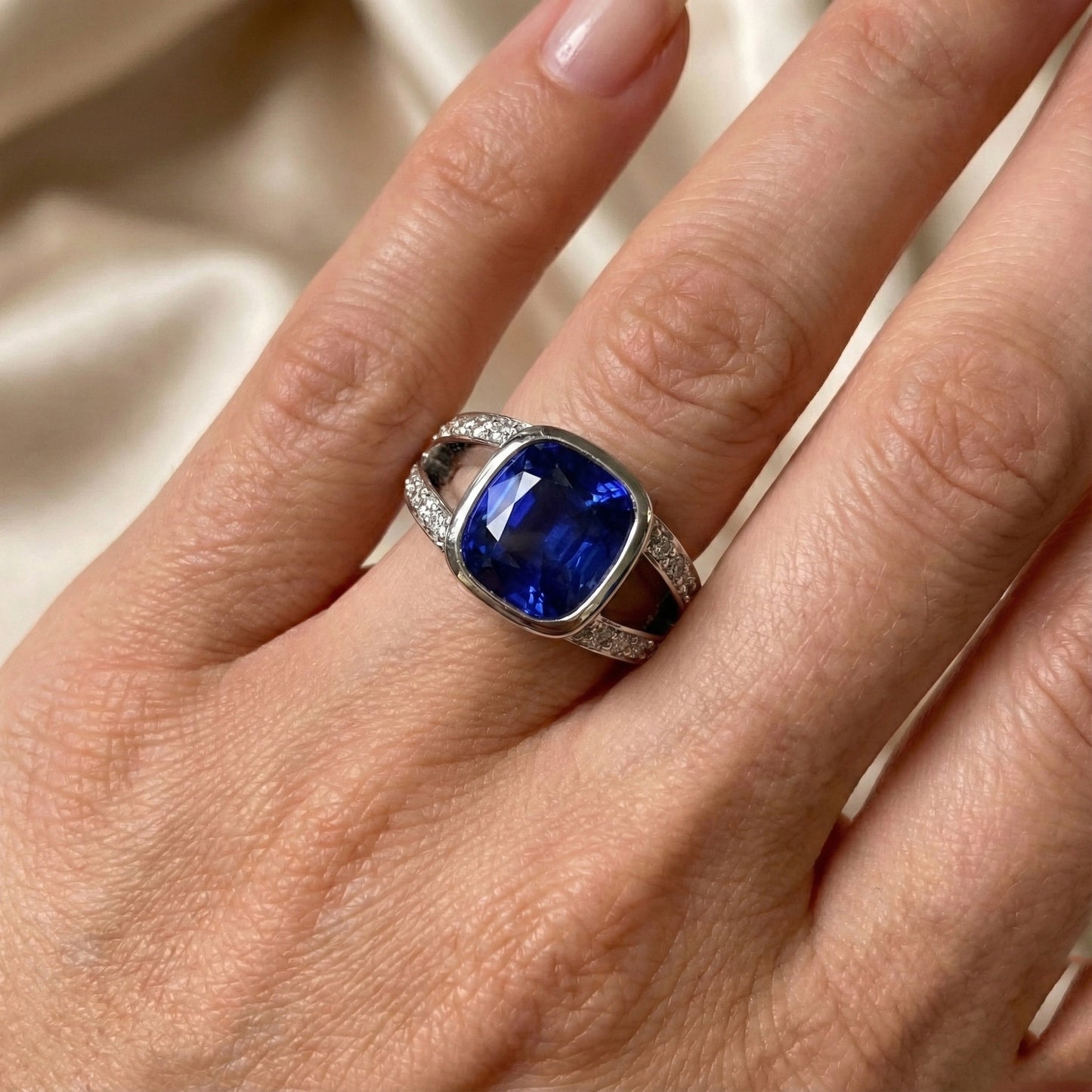 echter round diamant 4.5Karat ring Band Detail