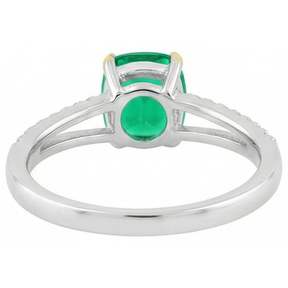 Oval Smaragd Ring in 14 Karat Zweifarbig Gold – Detailansicht