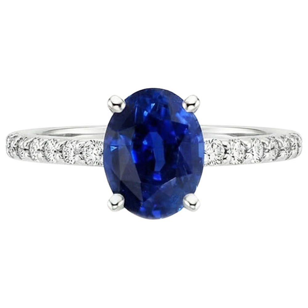 echter oval diamant 5.25Karat ring auf Weiß