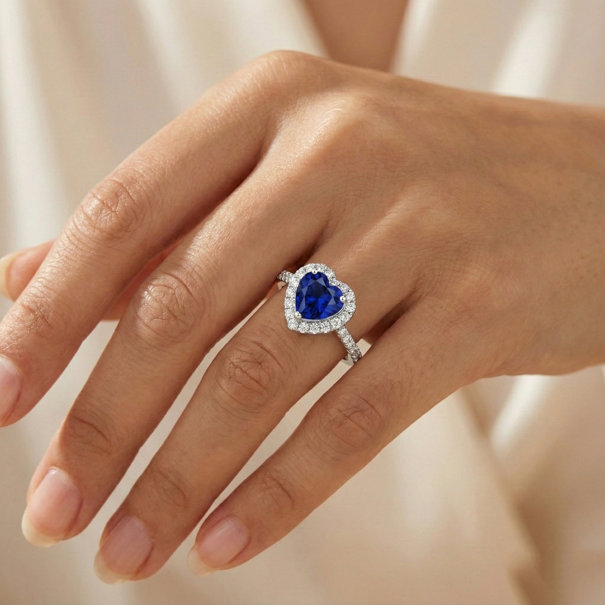 echter round diamant 4Karat ring mit Diamantbesatz