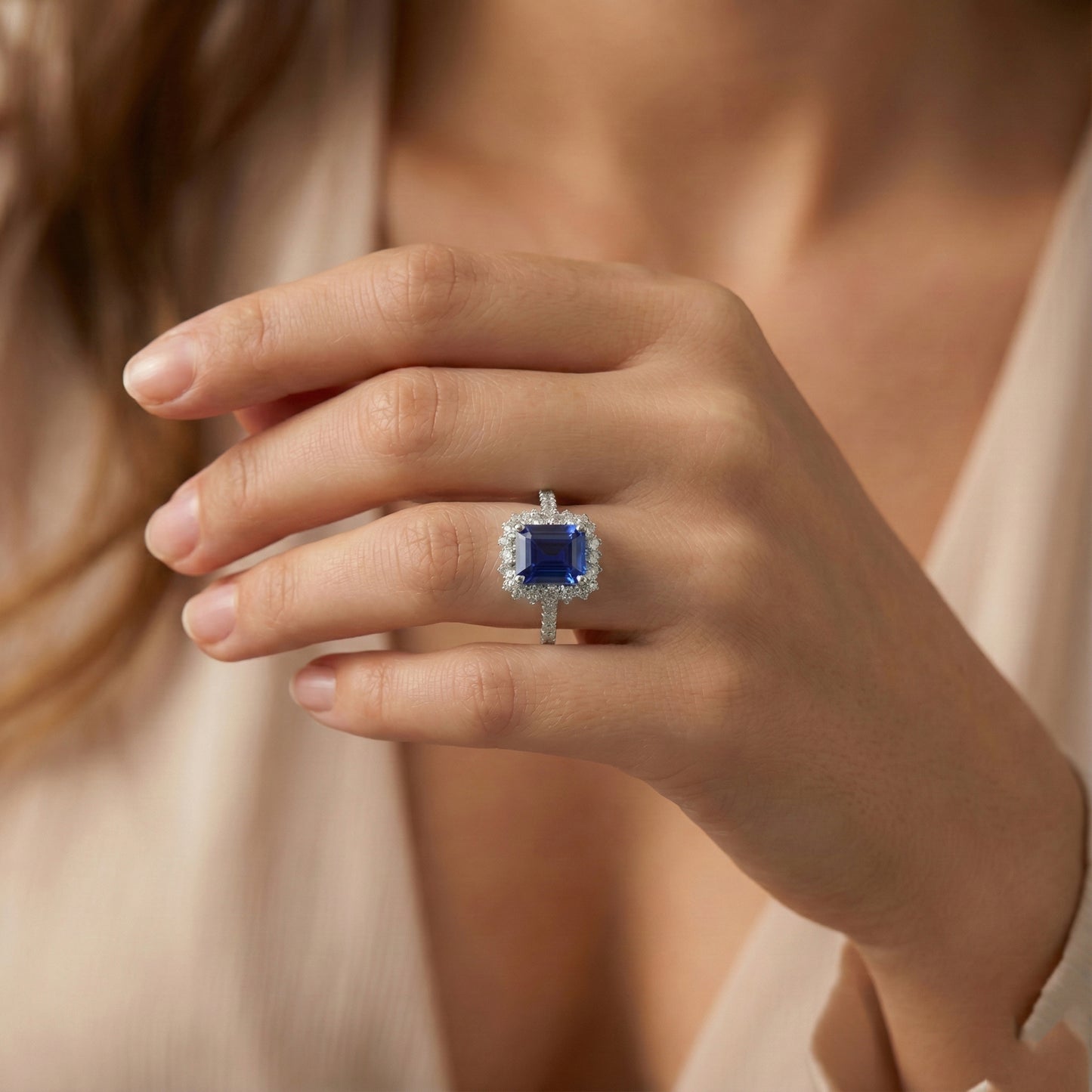 Diamant- Und Saphir-Verlobungsring