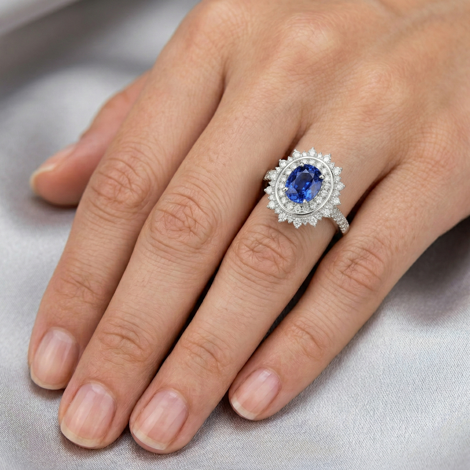 echter oval diamant 4Karat ring mit Diamantbesatz