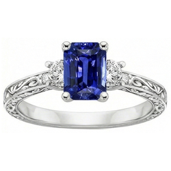 Drei-Steine-Ring Antik-Stil Blauer Saphir & Diamanten 4,50 Karat