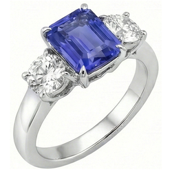 Drei-Steine-Ring Antik-Stil Smaragd Ceylon Saphir 3 Karat