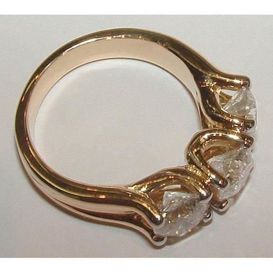 Echt Damenring Mit 3 Steinen Im Rundschliff 3 Karat Gelbgold 14K