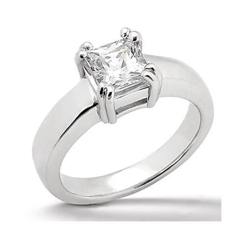 Echt Diamant Solitärring Mit Prinzessinnenschliff 0,75 Ct. Weißgold 14K Neu