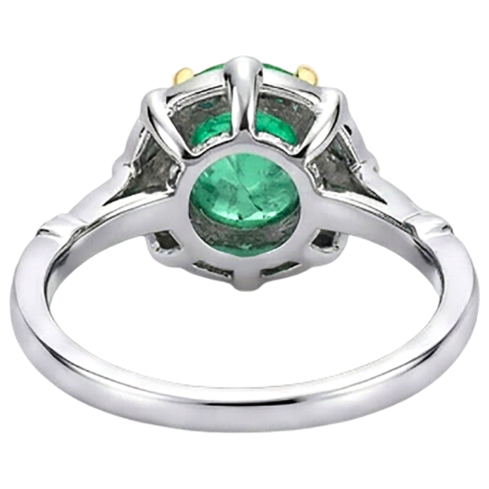 Luxuriöser Edelstein-Ring 2 Karat – Rückansicht