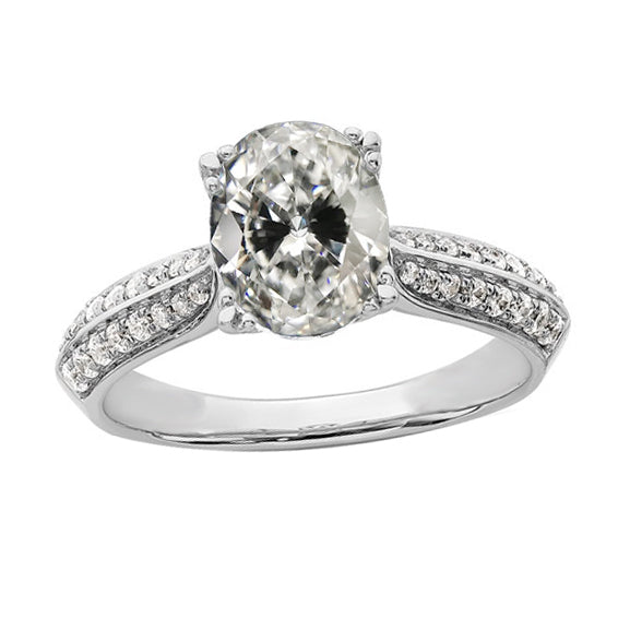 Old Mine Cut Edler Diamant Ring in 14K Weißgold – Hauptansicht