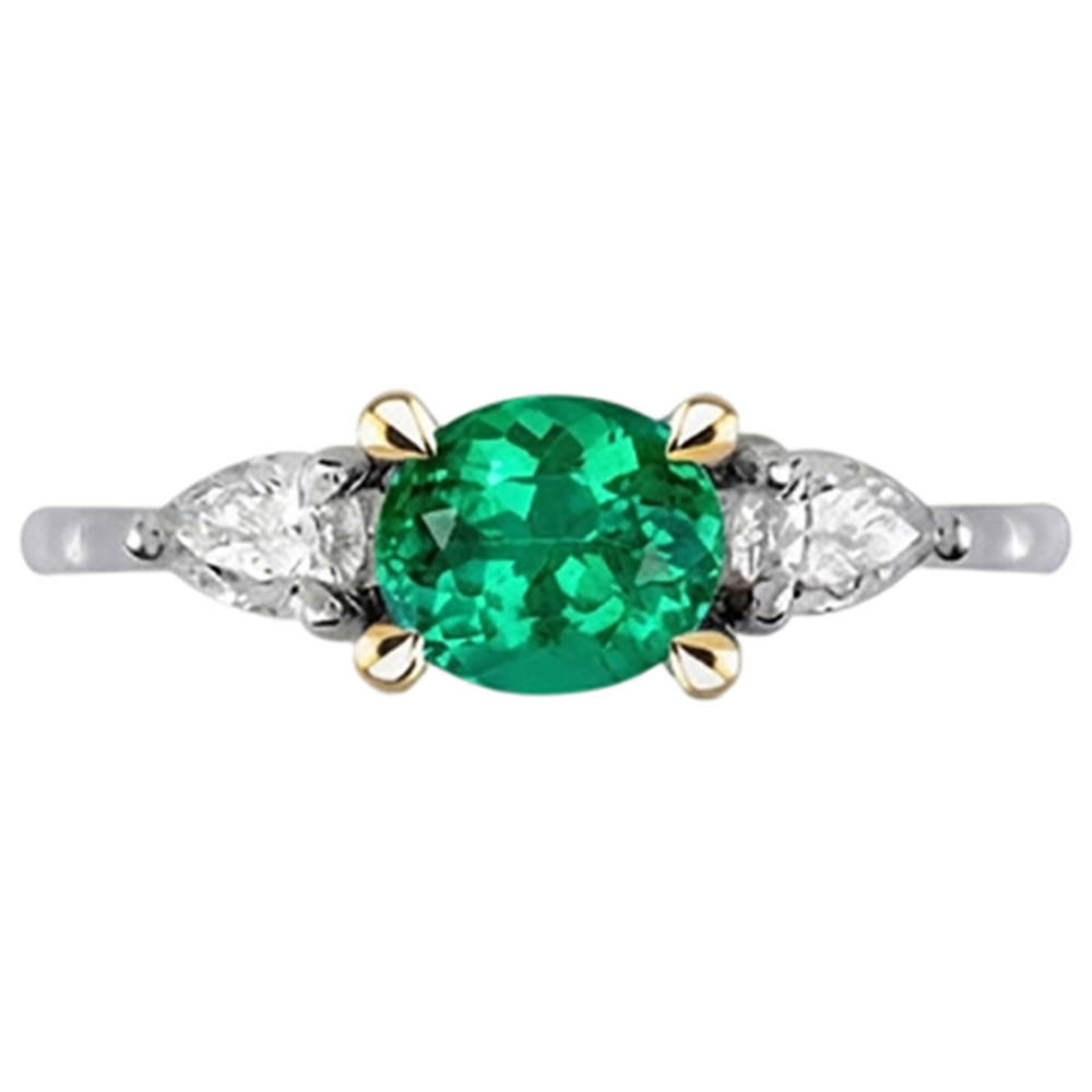 Edler Smaragd Oval-Schliff Edelstein-Ring in Zweifarbiges 14K Gold – Schrägansicht