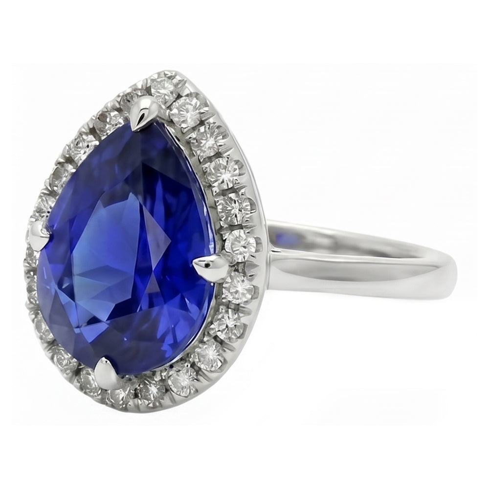 Farbstein-Ring 14K Weißgold mit Kornblumenblauer Saphir – Schrägansicht