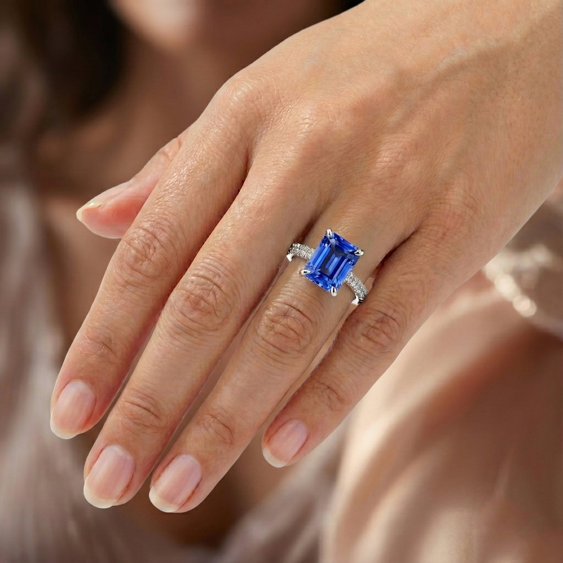 echter baguette diamant 5Karat ring auf Weiß