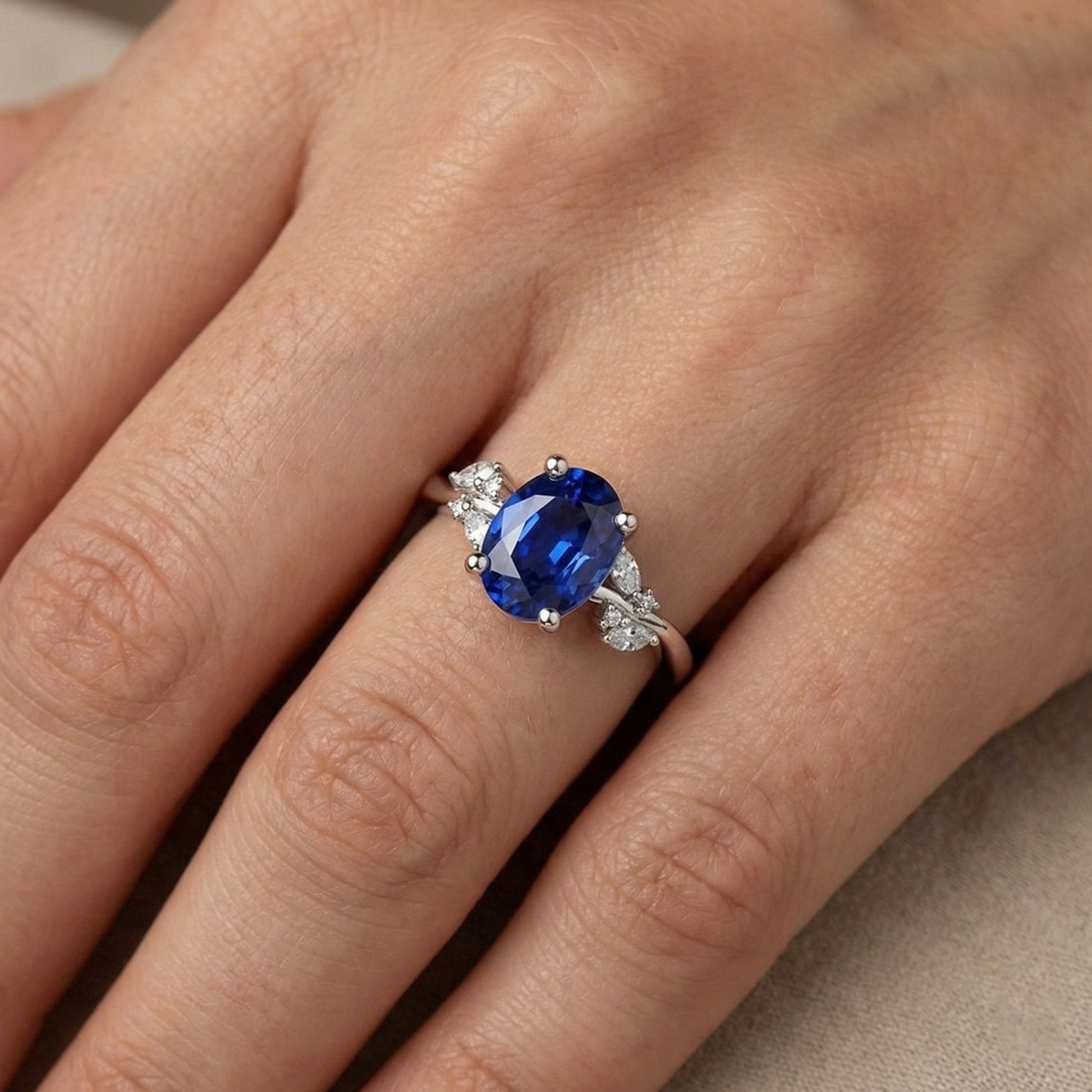 echter oval diamant 4Karat ring mit Diamantbesatz
