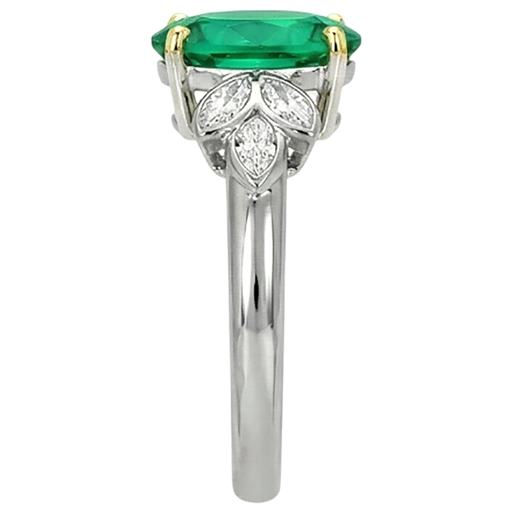 Erdgewonnener Edler Smaragd Schmuckstein-Ring – Draufsicht