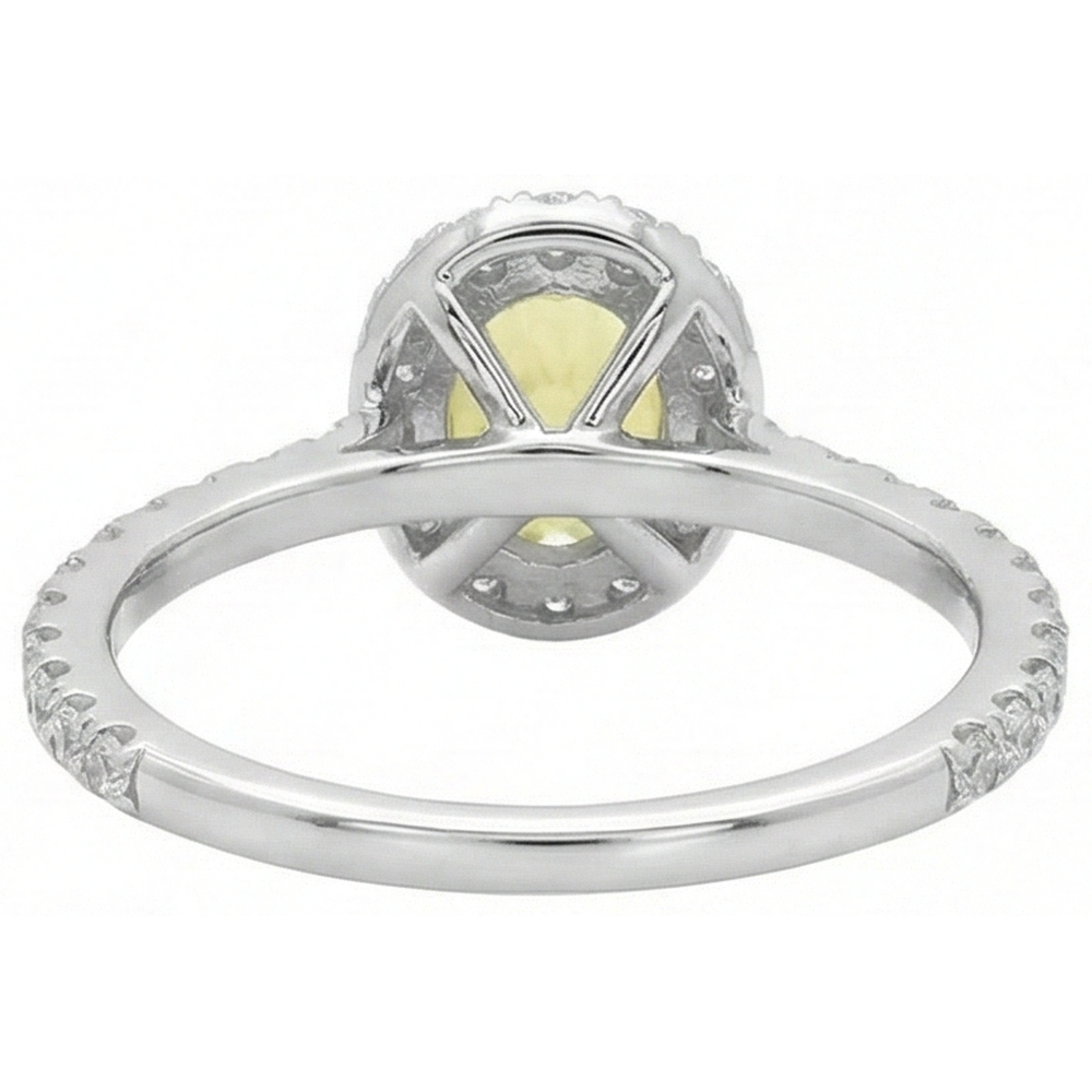 echter oval diamant 5Karat ring auf Weiß