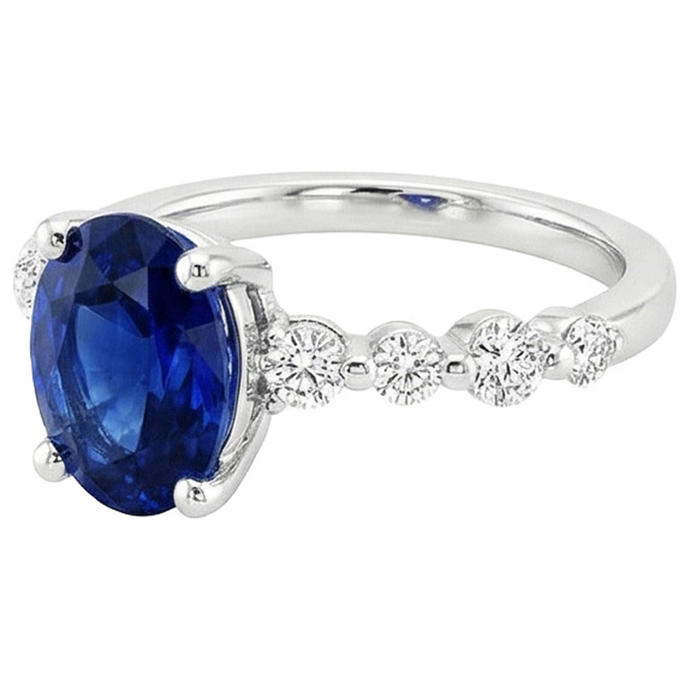echter oval diamant 5Karat ring auf Weiß