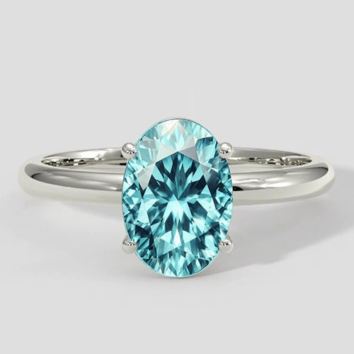 Ovaler Solitärring aus bläulichem Paraiba, 3 Karat