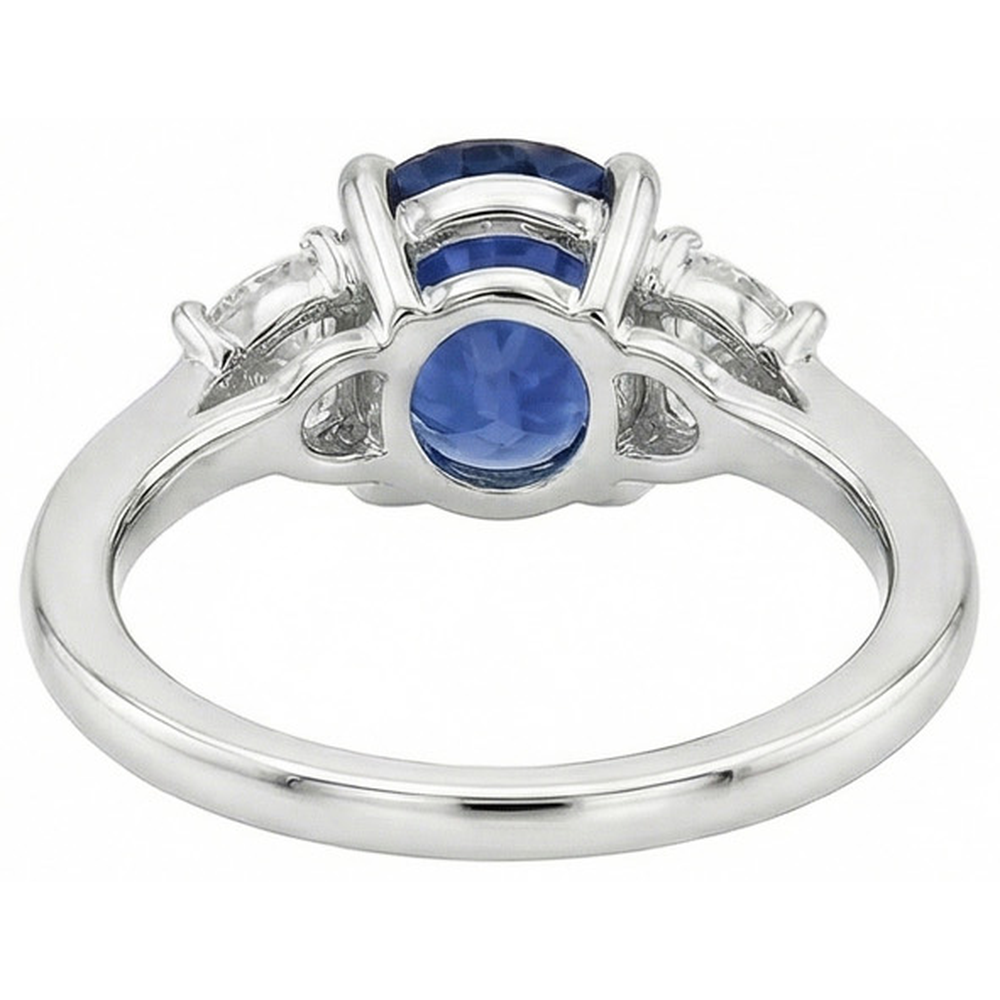 echter oval diamant 2Karat ring auf Weiß