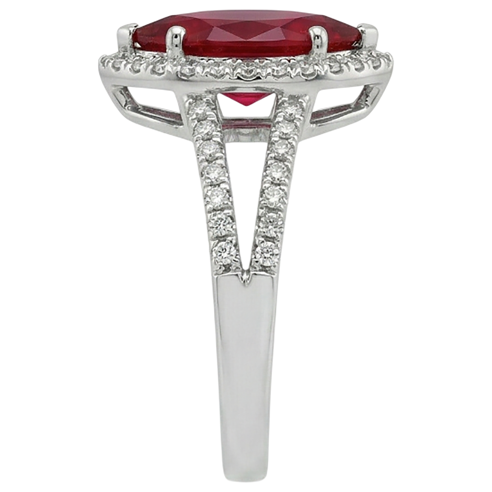 echter marquise rubin 5.55Karat ring auf Weiß