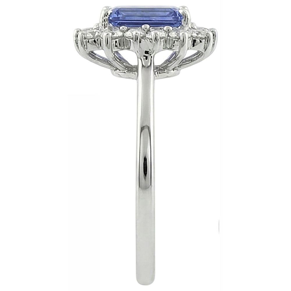 Ring aus 14 Karat 7 Karat Tansanit und Diamanten aus Weißgold Neu