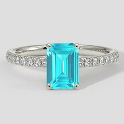 Ring mit natürlichem Paraiba-Turmalin im Smaragdschliff