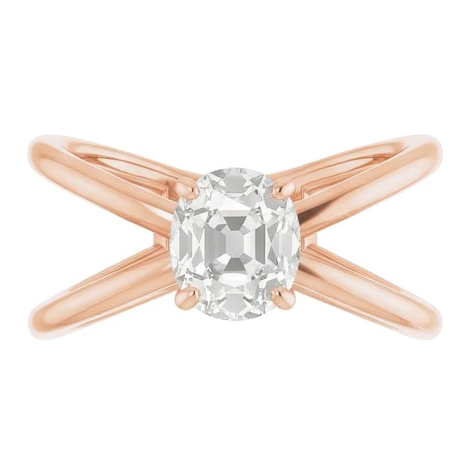 Antik-Kissen-Schliff Brillant Ring in 14 Karat Roségold – Frontansicht