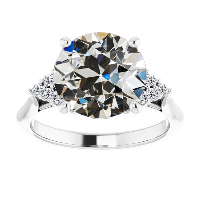 Designer Solitär-Ring mit Akzenten 4,50 Karat – Hauptansicht