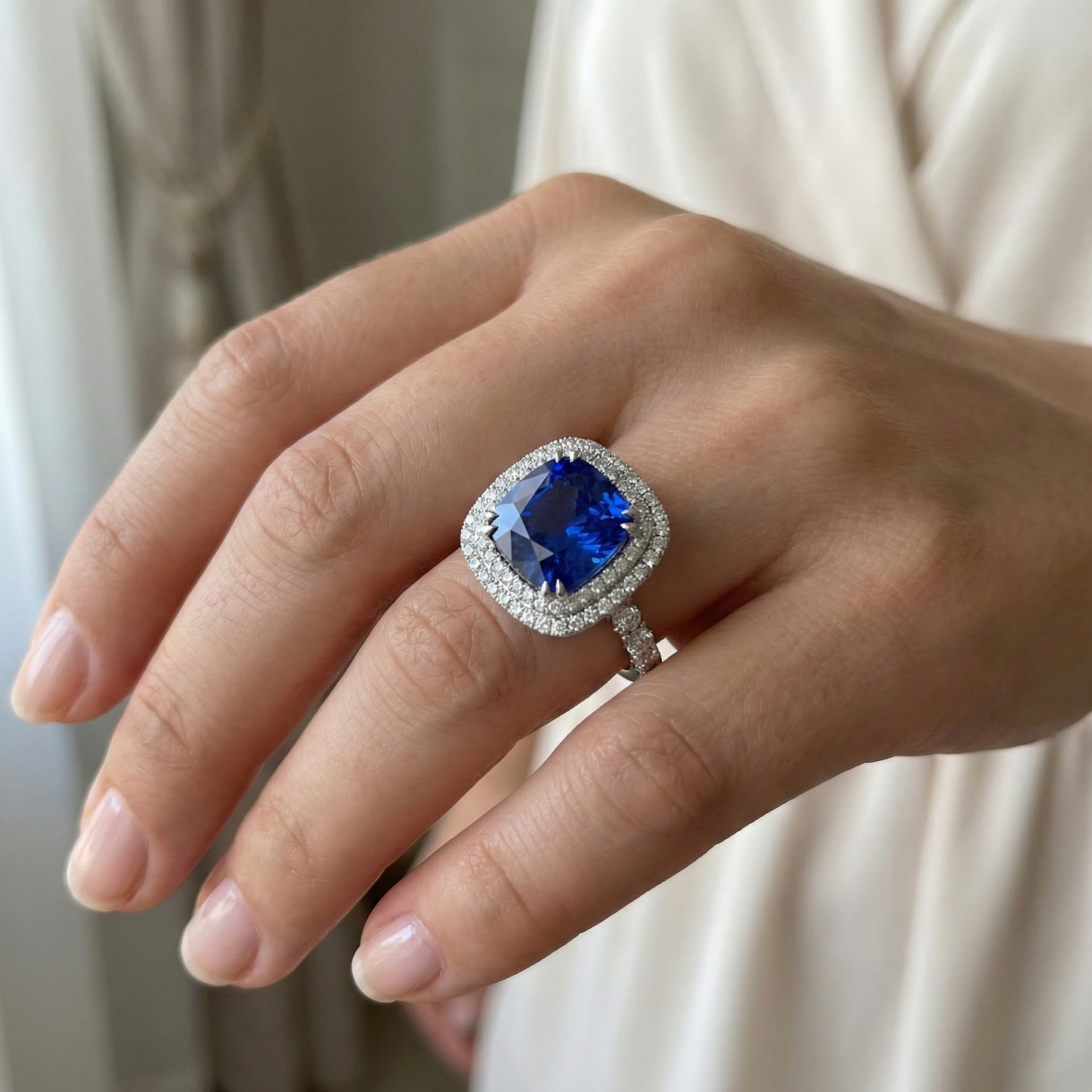 echter round saphir 14Karat ring mit Diamantbesatz