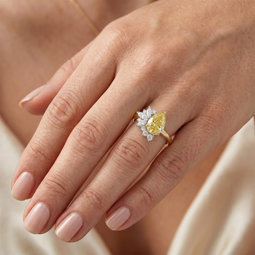 Schimmernder VVS Reinheit Kanariengelber Diamant Statement-Ring