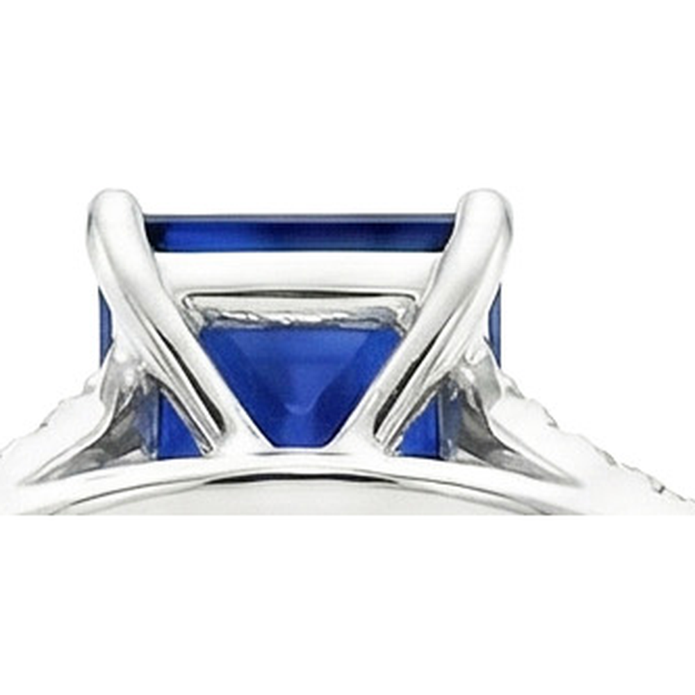 echter princess diamant 6Karat ring auf Weiß