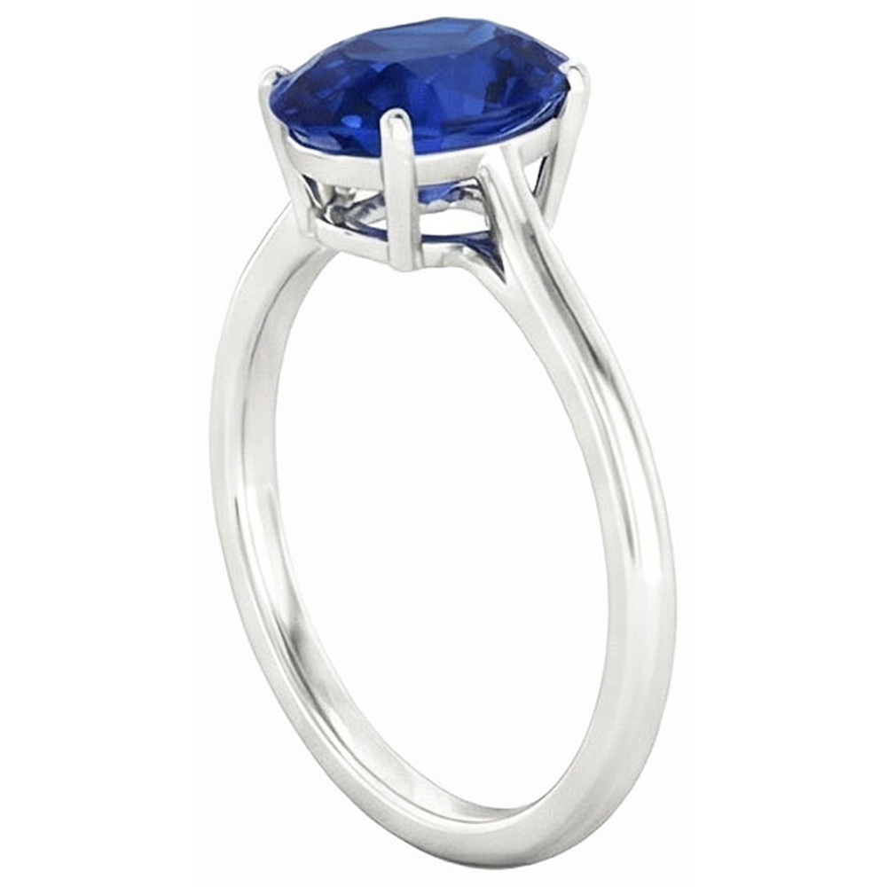 echter oval diamant 2Karat ring auf Weiß