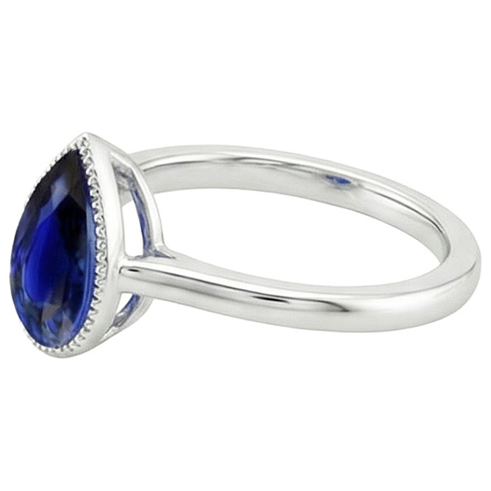 echter pear diamant 2.50Karat ring auf Weiß