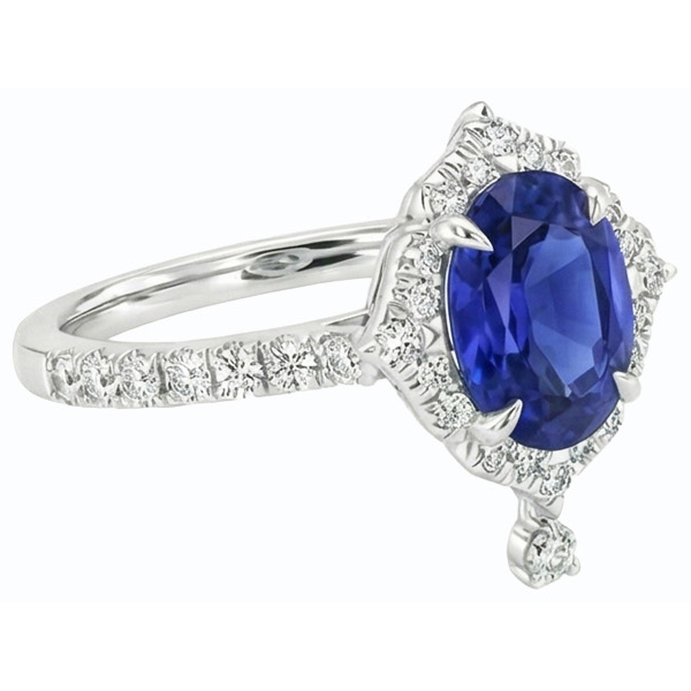 echter oval diamant 6Karat ring auf Weiß