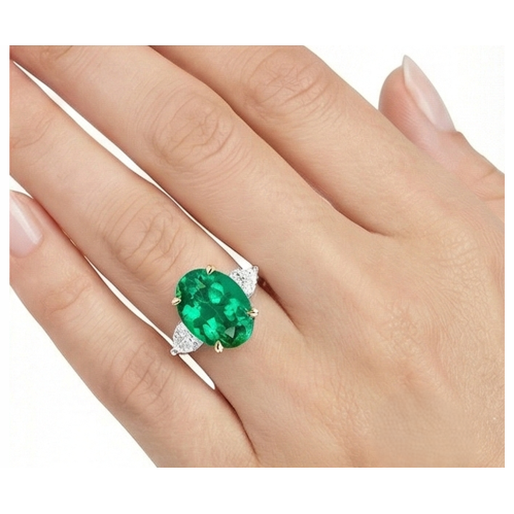Eleganter Kolumbianischer Smaragd Schmuckstein-Ring 4 Karat – Detailansicht