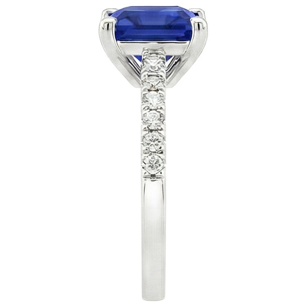 echter round diamant 5.25Karat ring auf Weiß