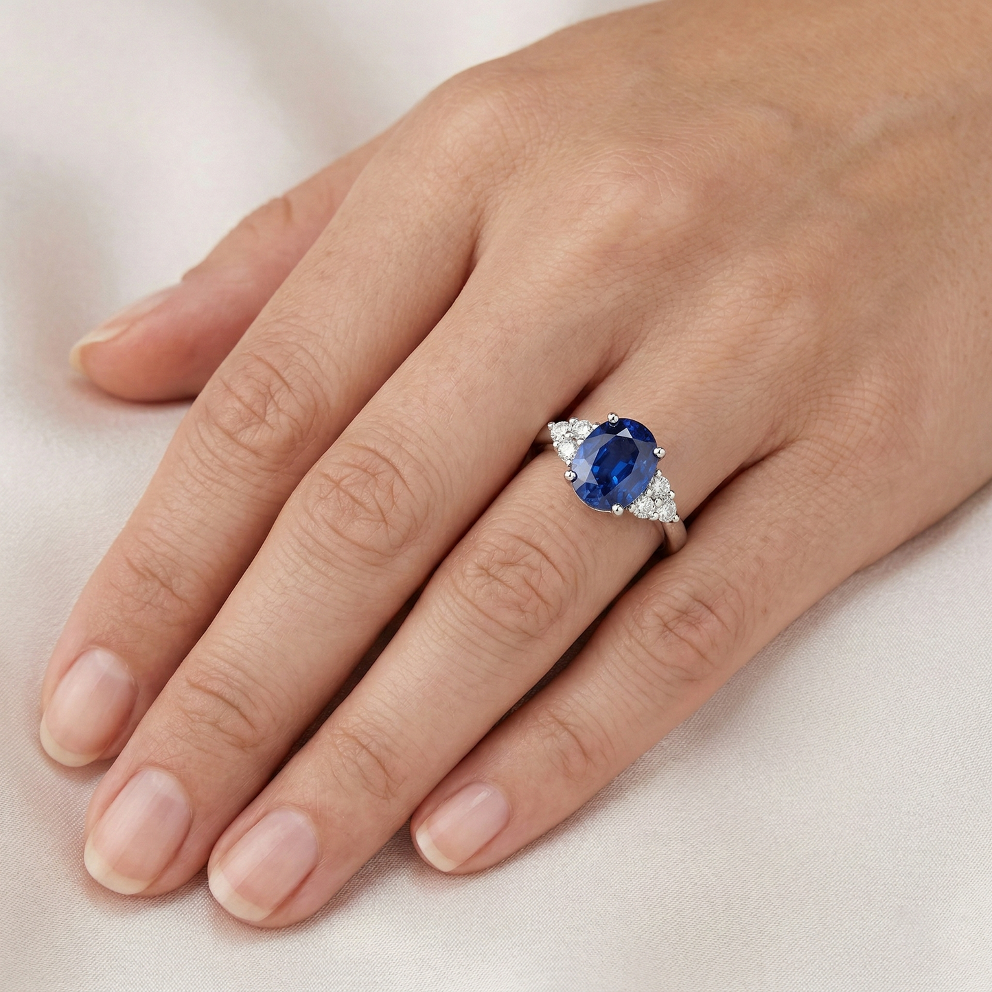 echter oval diamant 3.40Karat ring mit Diamantbesatz