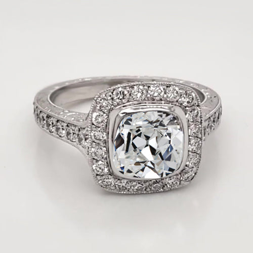 Erdgewonnener Diamant Halo-Verlobungsring – Hauptansicht