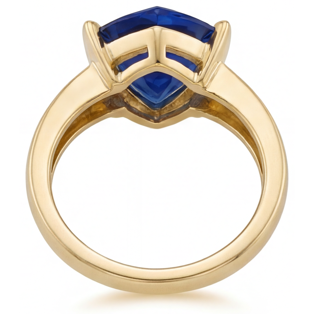 Blauer Saphir Trillion-Schliff Edelstein-Ring in 14 Karat Gelbgold – Schrägansicht