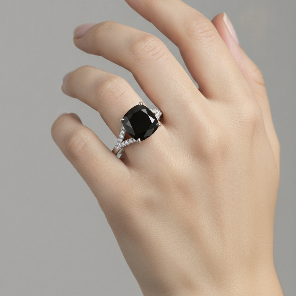 Ring mit echtem schwarzem Diamant 3,2 Karat Kissenschliff Pavé Kathedralfassung 14 Karat Weißgold