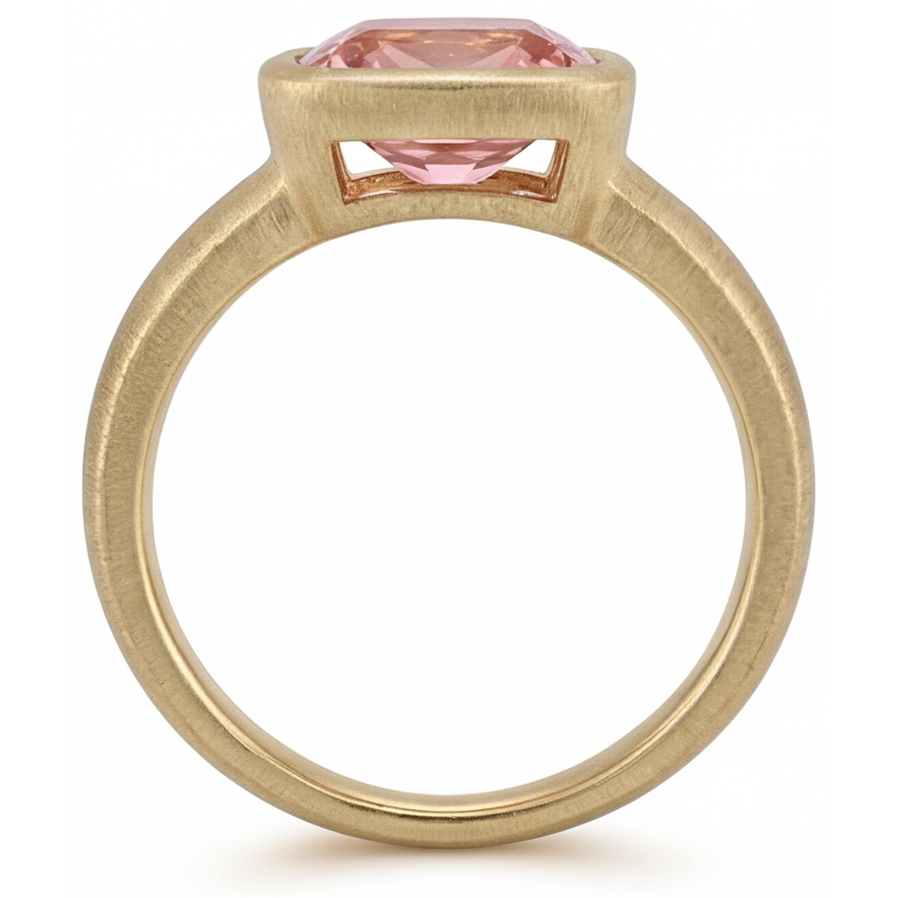 Pfirsich-Padparadscha-Saphir Solitärring mit Lünette, 4 Karat, im Labor gezüchtet, Kissenschliff, 14 Karat Gelbgold