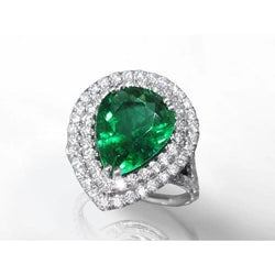 Grön Smaragd im Birnenschliff mit rundem Diamant-Ehering 5,50 Karat Gold