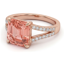 Pfirsich-Saphir Verlobungsring 4,3 Karat im Labor gezüchtet Smaragdschliff Padparadscha Pavé 14 Karat Roségold