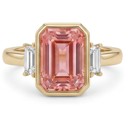 Laborgezüchteter Padparadscha-Saphir-Ring, 4,6 Karat, Smaragdschliff und weisse Baguettes, Lünette, Dreistein, 14 Karat Gelbgold