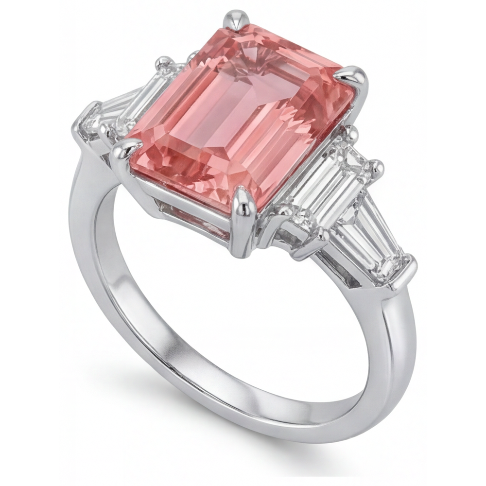 Padparadscha-Saphir-Verlobungsring 3,9 Karat, echter Smaragd und weisse Baguette-Diamanten, Drei-Stein-Kathedralfassung, 14 Karat Gold