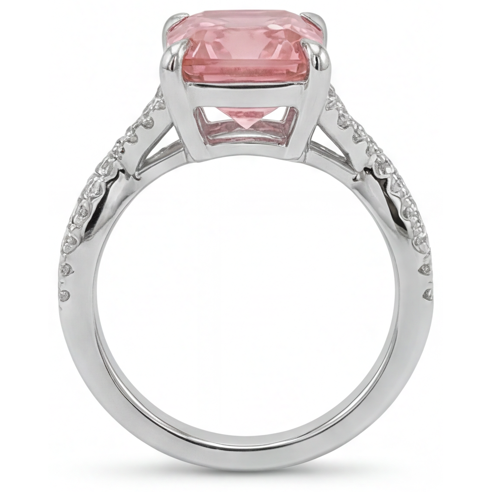 Bypass-Ring aus 14 Karat Weißgold mit pfirsichfarbenem Padparadscha-Saphir (3,3 Karat) und echtem Smaragd